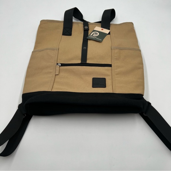 Pacific Coast Trail Traveler’s Bag 16X16X4 Tan & Black backpack or shoulder bag - Picture 2 of 10